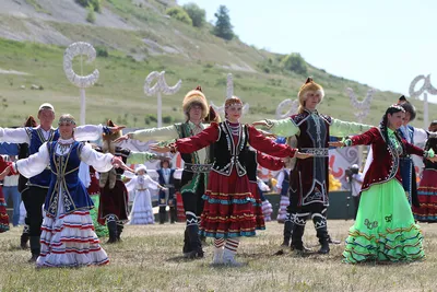Башкирские народные праздники «Йыйын» и «Сабантуй»