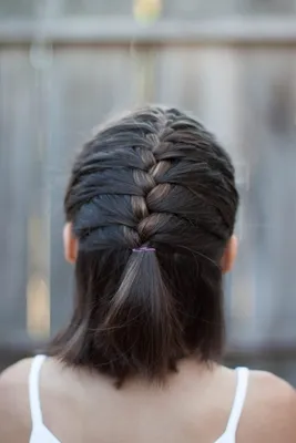 Вечерние косички на средние волосы: способы плетения кос