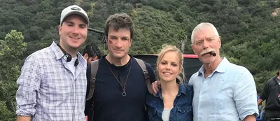 Звезда «Касла» Натан Филлион снимется в сериале «Американская семейка»