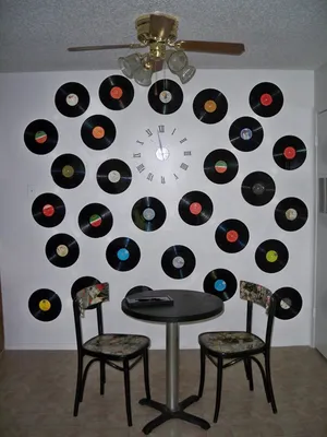 Виниловые пластинки на стене декор (56 фото)