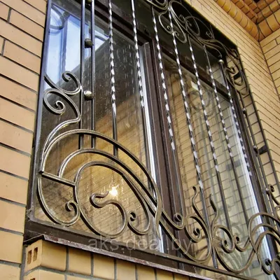 Решетки на окна и двери. Металлические решетки для окон