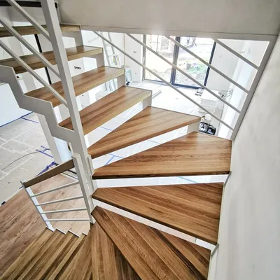Лестницы в дом на второй этаж в Краснодаре | Цены на лестницы