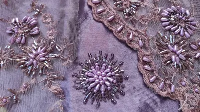 Вышивка бисером на одежде - YouTube