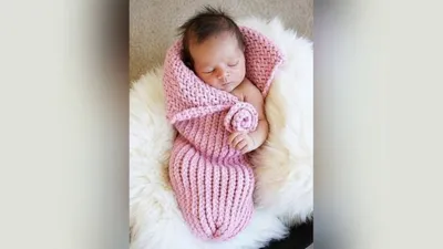 Вязаный кокон- подарок для новорожденного.(Knitted creative) - YouTube