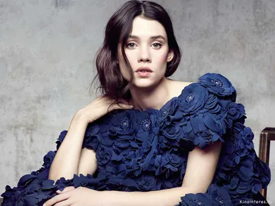 Астрид Берже-Фрисби (Astrid Bergès-Frisbey) - актриса - фотографии -  европейские актрисы - Кино-Театр.Ру