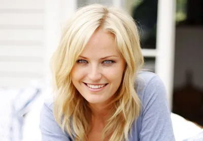 Muzchart.ru - Малин Акерман (Malin Akerman) недолго пробыла в статусе  одиночки. В конце 2013 года ее супруг, музыкант Роберто Цинконе (Roberto  Zincone), подал заявление на развод. Они прожили в браке около шести