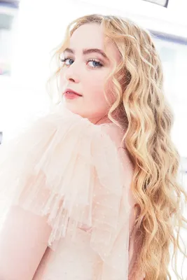 Кэтрин Ньютон - Kathryn Newton фото №1059748 - Kathryn Newton – Coveteur  Photoshoot (April 2018)