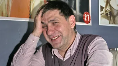 Актер Сергей Пускепалис погиб в автокатастрофе. Он находился в  микроавтобусе, который собирался отправлять в ДНР