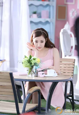 Красивые рекламные фото южнокорейской актрисы Пак Мин Ён  _russian.china.org.cn