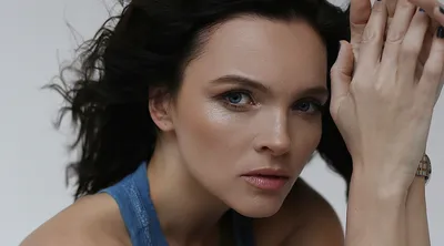 Актриса Наталья Земцова отметила день рождения с пошлыми песнями и  стриптизером