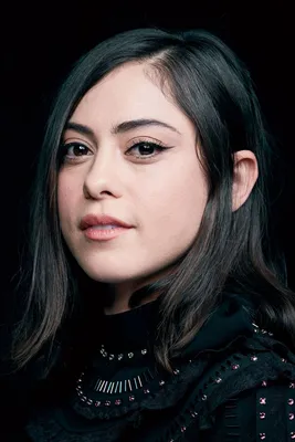 Роза Салазар - Rosa Salazar фото №1128945 - Rosa Salazar