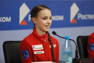 Екатерина Боброва похвалила Анну Щербакову