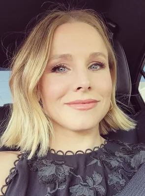 Kristen Bell's Wavy Hair Is Making Her Want to Get a Perm | Allure