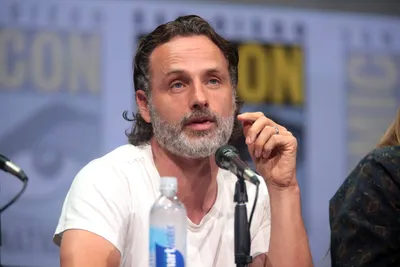 The Walkinf Dead: Andrew Lincoln (Rick) about father of Judith - YouTube