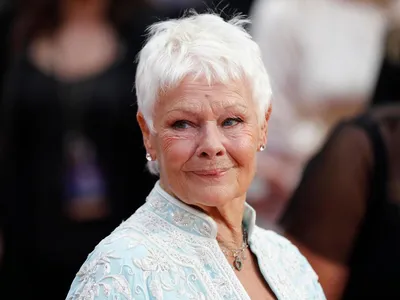 Красоте возраст не помеха! 85-летняя Джуди Денч украсила обложку  британского Vogue - Бублик