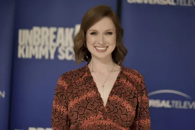 Элли Кемпер (Ellie Kemper) - актриса - фотографии - голливудские актрисы -  Кино-Театр.Ру