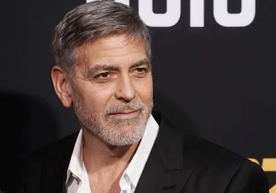 Брэд Питт и Джордж Клуни согласились на понижение зарплаты: ради чего