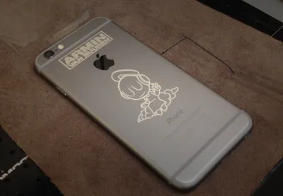 Гравировка на телефон и айпад - лазерная гравировка на телефоне iPhone