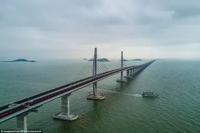 В Китае построили самый длинный морской мост в мире - Новости Украины -  InfoResist
