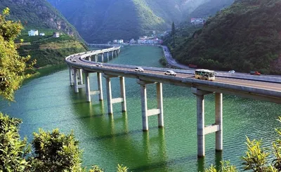 Мост вдоль реки в Китае - 62 фото