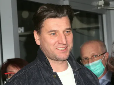 Актер Александр Устюгов попал в больницу