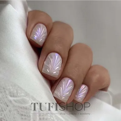 Dewdrop Nails Are the Coolest 3D Mani Trend of Year—Here Are Some of Our  Faves