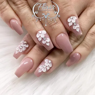 1,440 Me gusta, 10 comentarios - Nails by May (@nailsby_may) en Instagram |  Floral nails, Flower nails, Acrylic nail designs