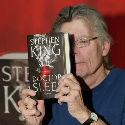 Король ужасов Стивен Кинг | Книги, Фантасты | Мир фантастики и фэнтези