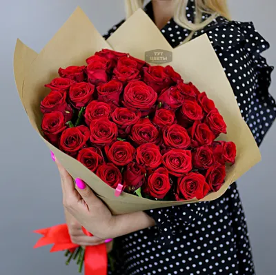 41 роза в крафте - Доставкой цветов в Москве! 20965 товаров! Цены от 487  руб. Цветы Тут