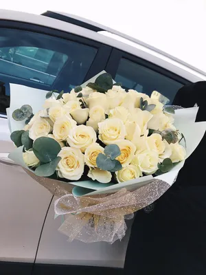 Купить Букет 41 роза в шляпной коробке \"Мадемуазель\" в Киеве, заказ и  доставка по Украине