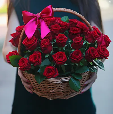 Букет из 41 розы в виде сердца. - YouTube