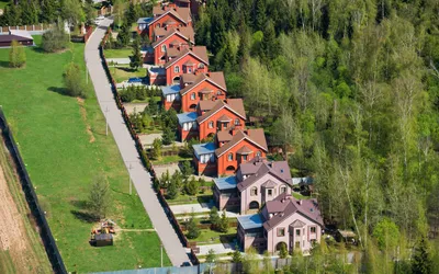 Застройщики выходят на загородный рынок: кто будет строить частные дома ::  Загород :: РБК Недвижимость