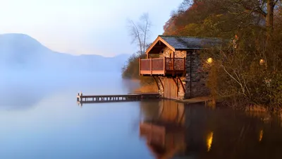 Красивый дом на берегу озера | 11 фото