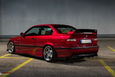 BMW 323 Coupé in Rot gebraucht in Heidenheim an der Brenz für € 7.900,