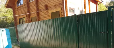 Забор из профнастила на 12 соток цена в Москве от от 1100 руб за пог. м с  установкой под ключ | ЗаборПроф