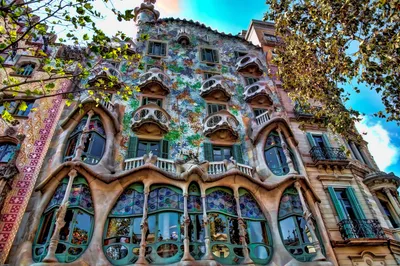 Дом Бальо в Барселоне – смелый проект Антонио Гауди