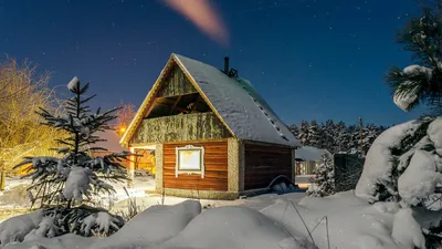 Домик в лесу зимой - Creative Photos for Business and Human Development