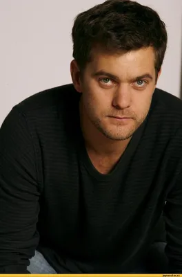 Обои Joshua Jackson Мужчины Joshua Jackson, обои для рабочего стола,  фотографии joshua, jackson, мужчины, джошуа, джексон, актер, канада Обои  для рабочего стола, скачать обои картинки заставки на рабочий стол.