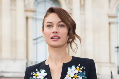 Olga Kurylenko Wears Chic Ensembles for InStyle Russia - Fashion Gone Rogue  | Olga kurylenko, Instyle, Instyle magazine