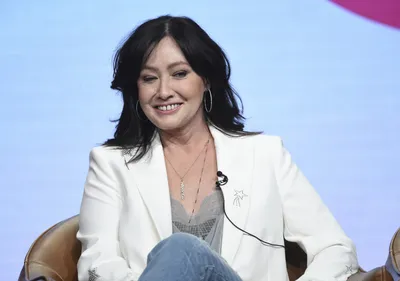 Shannen Doherty, 51, 'will enjoy one more dessert' while living with cancer  | Express.co.uk