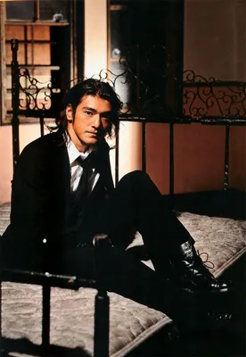 Takeshi Kaneshiro | Takeshi kaneshiro, Poses, Cinematic photography