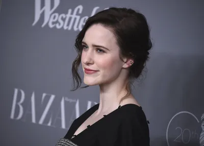 Рэйчел Броснахэн - Rachel Brosnahan фото №1274974 - Rachel Brosnahan -  Vanity Fair Oscar Party, Los Angeles // February 9, 2020