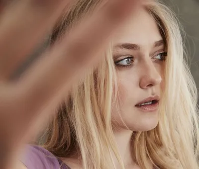 Дакота Фаннинг (Dakota Fanning, Hannah Dakota Fanning) - актриса -  фильмография - Алиенист (2018-2020) - голливудские актрисы - Кино-Театр.Ру