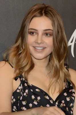 Джозефина Лэнгфорд (Josephine Langford) - актриса - фотографии -  голливудские актрисы - Кино-Театр.Ру