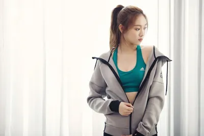 Ли Сон Гён в дораме «Фея тяжелой атлетики Ким Бок Чжу» 6K загрузка обоев