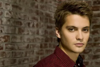 Люк Граймс (Luke Grimes) - актёр - фотографии - голливудские актёры -  Кино-Театр.Ру