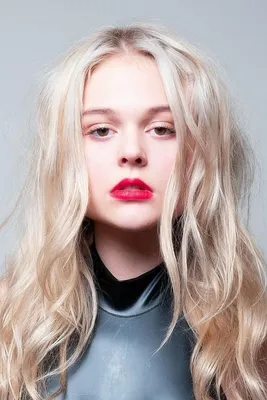 Эмили Элин Линд - Emily Alyn Lind фото №1301058 - Emily Alyn Lind by Chiara  Gabellini for The Face Magazine (June 2021)