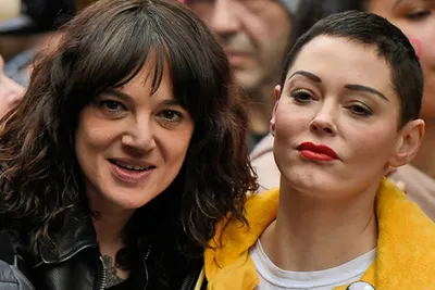 Asia Argento delivers searing speech calling Cannes festival Weinstein's  'hunting ground'