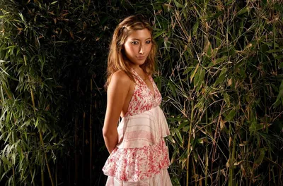 Дичен Лакмэн (Dichen Lachman). Фотографии, промо, постеры, фото со съемок и  мероприятий, кадры из сериалов. – LostFilm.TV.