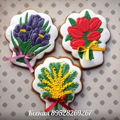 ИМБИРНЫЕ ПРЯНИКИ В КРАСНОДАРЕ (@kulinarnii_tvorinki) auf Instagram:  „Букетики на #8марта 💐🌷🌸 #подарокна8ма… | Flower cookies, Mother's day  cookies, Cupcake cakes